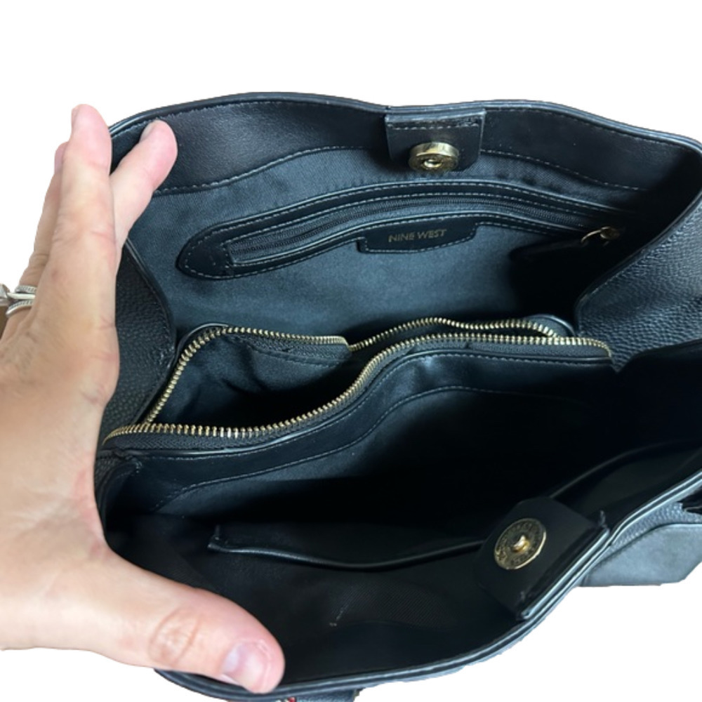 Black Nine West purse